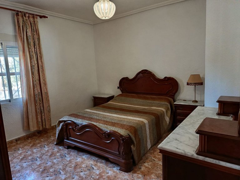 Villa for Sale in Elche, Alicante 27