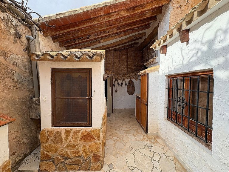 Town House for Sale in Pinoso, Alicante 32