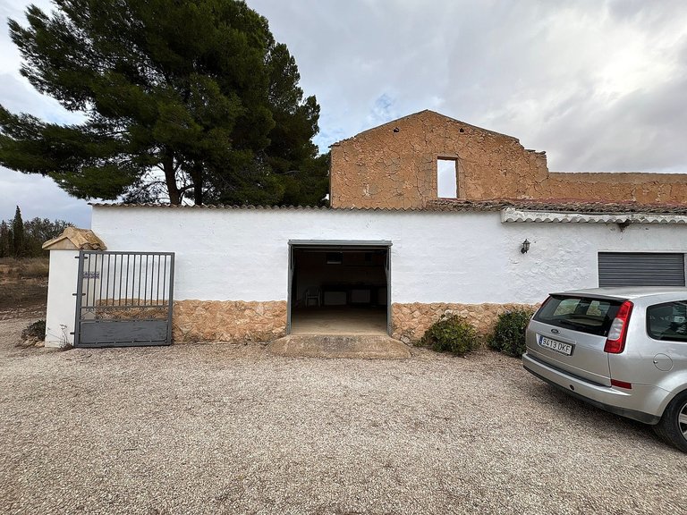 Town House for Sale in Pinoso, Alicante 8
