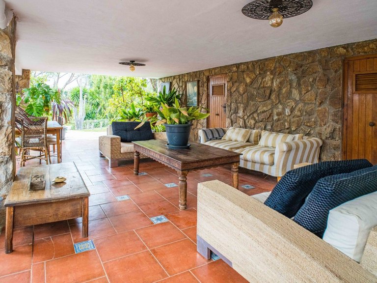 Villa for Sale in Petrer, Alicante 26