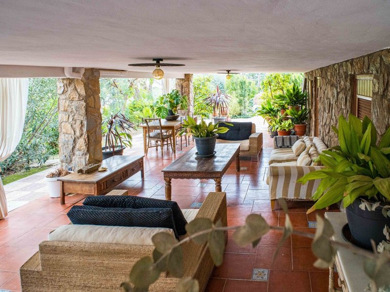 Villa for Sale in Petrer, Alicante 23