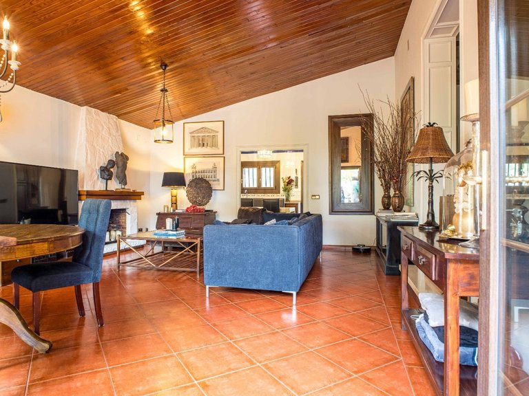 Villa for Sale in Petrer, Alicante 31