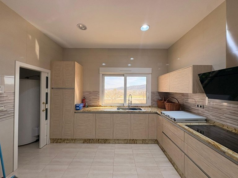 Villa for Sale in Pinoso, Alicante 20