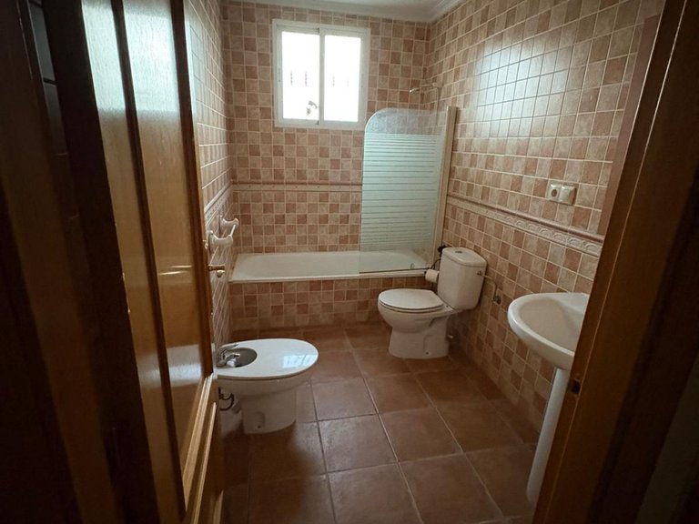 Villa for Sale in Monovar, Alicante 23