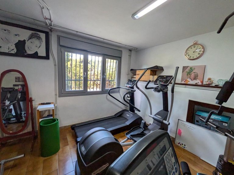 Villa for Sale in Petrer, Alicante 40