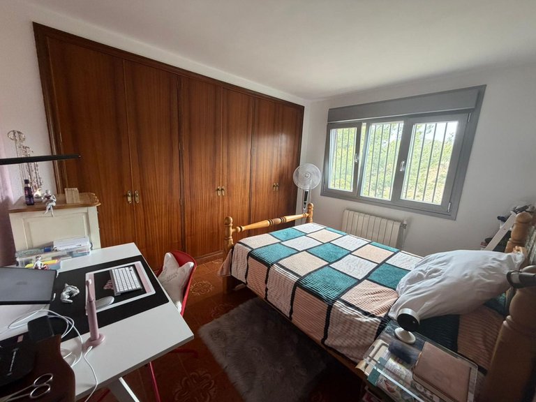 Villa for Sale in Petrer, Alicante 39