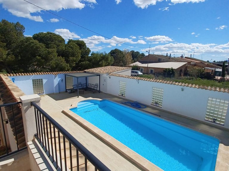 Country House for Sale in Pinoso, Alicante 8