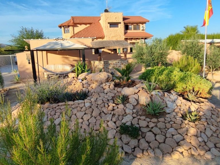 Villa for Sale in Pinoso, Alicante 11