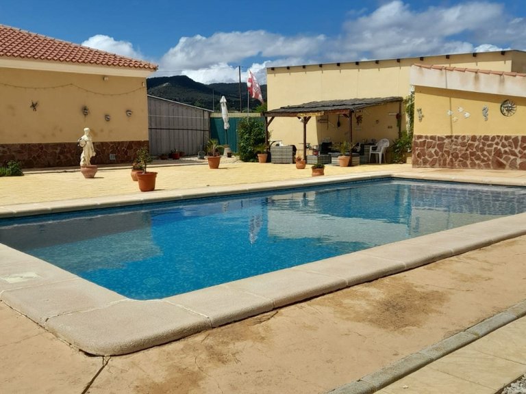 Villa for Sale in Pinoso, Alicante 39
