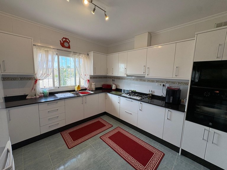 Villa for Sale in Pinoso, Alicante 11