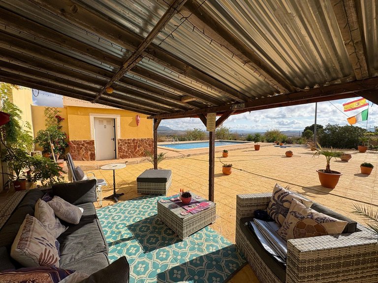 Villa for Sale in Pinoso, Alicante 28