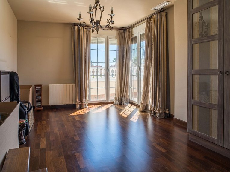 Villa for Sale in Elda, Alicante 45