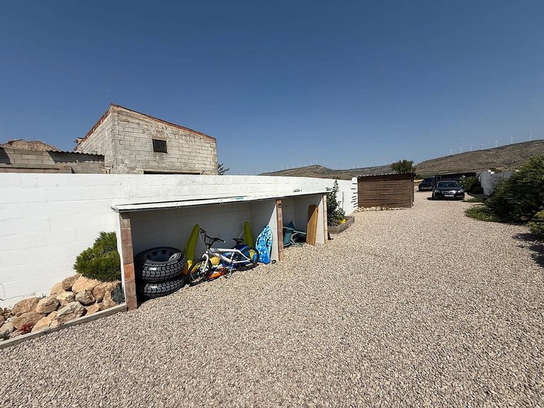 Villa for Sale in Caudete, Albacete 37