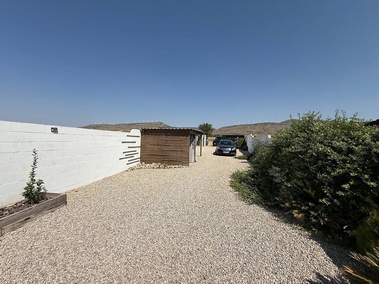 Villa for Sale in Caudete, Albacete 19