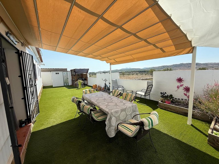 Villa for Sale in Caudete, Albacete 38