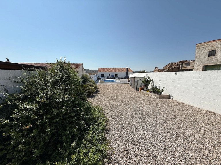 Villa for Sale in Caudete, Albacete 18