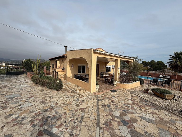 Villa for Sale in Sax, Alicante 9