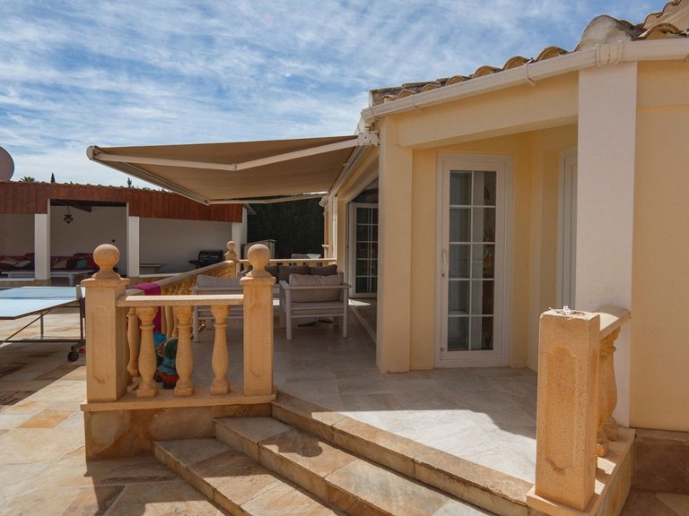 Villa for Sale in Heredades, Alicante 7