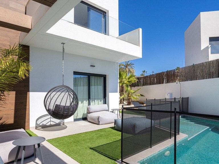 Villa for Sale in Ciudad Quesada, Alicante 3
