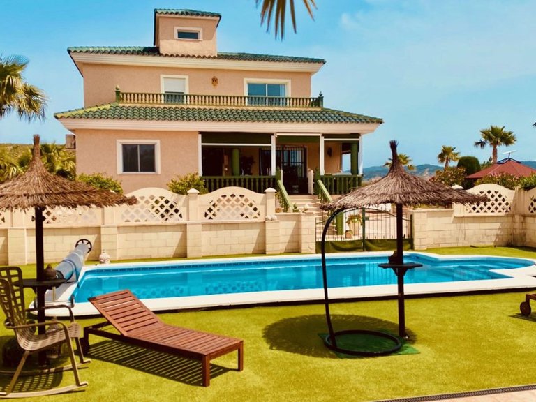 Villa for Sale in Macisvenda, Murcia 1