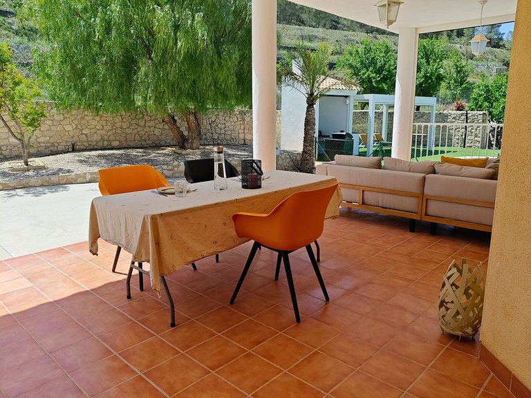 Villa for Sale in Petrer, Alicante 42