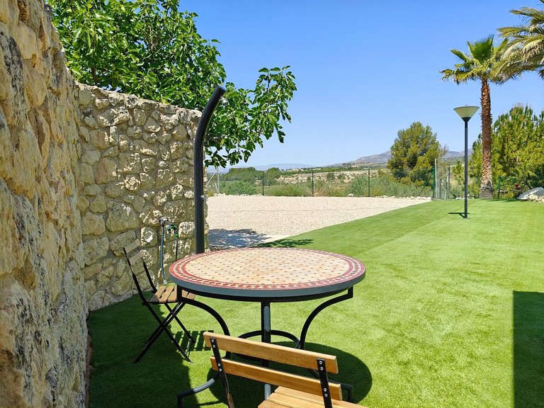 Villa for Sale in Petrer, Alicante 46
