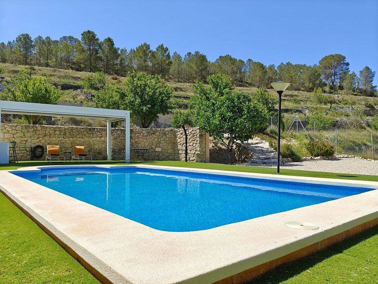 Villa for Sale in Petrer, Alicante 48