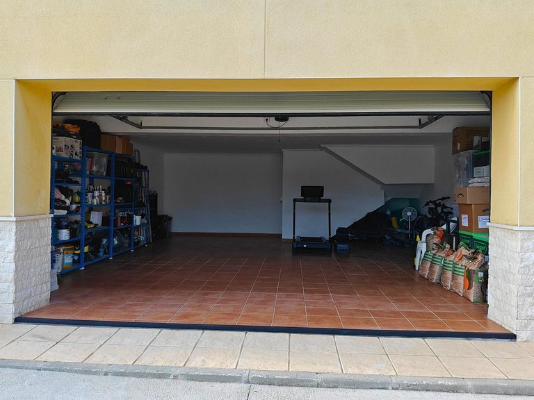 Villa for Sale in Petrer, Alicante 39