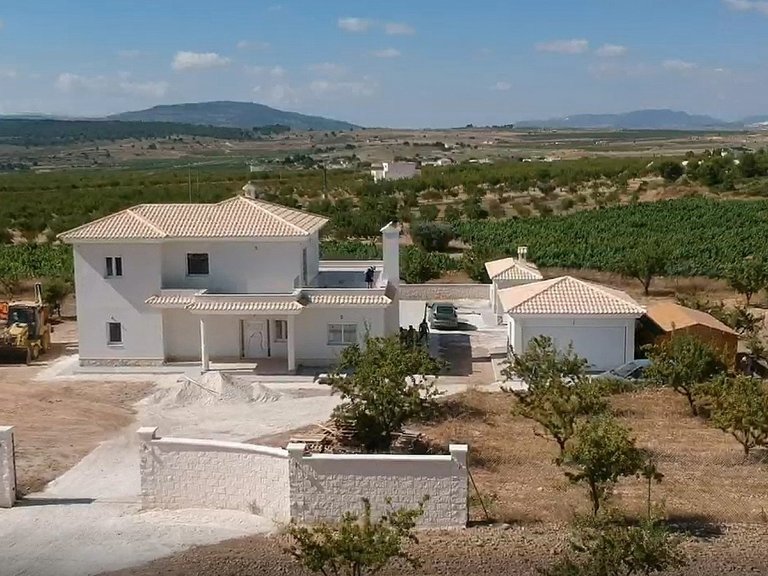 Villa for Sale in Inland Sax, Alicante 6