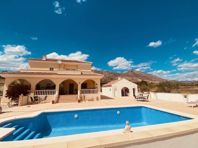 Villa for Sale in Macisvenda, Murcia 17