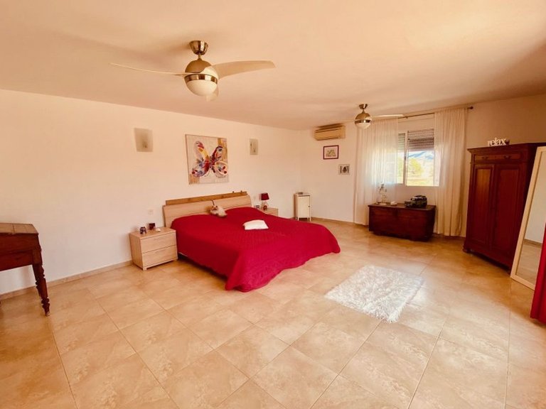 Villa for Sale in Macisvenda, Murcia 44