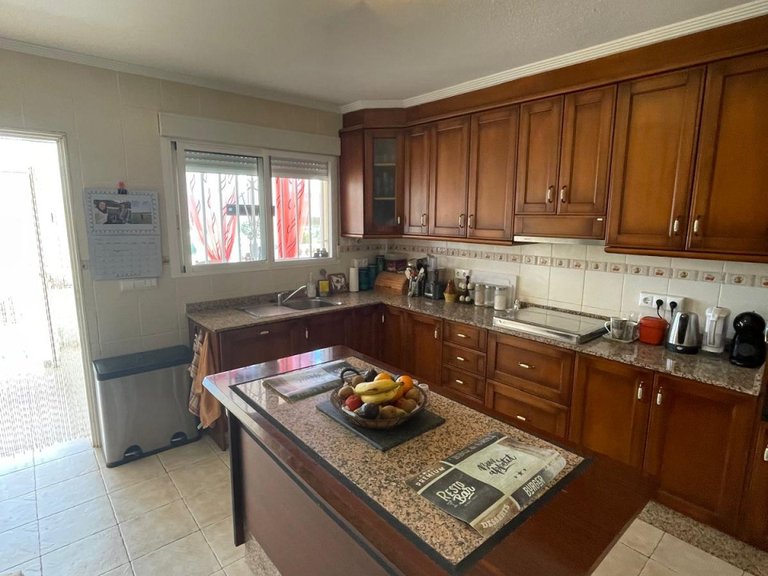 Villa for Sale in Pinoso, Alicante 14