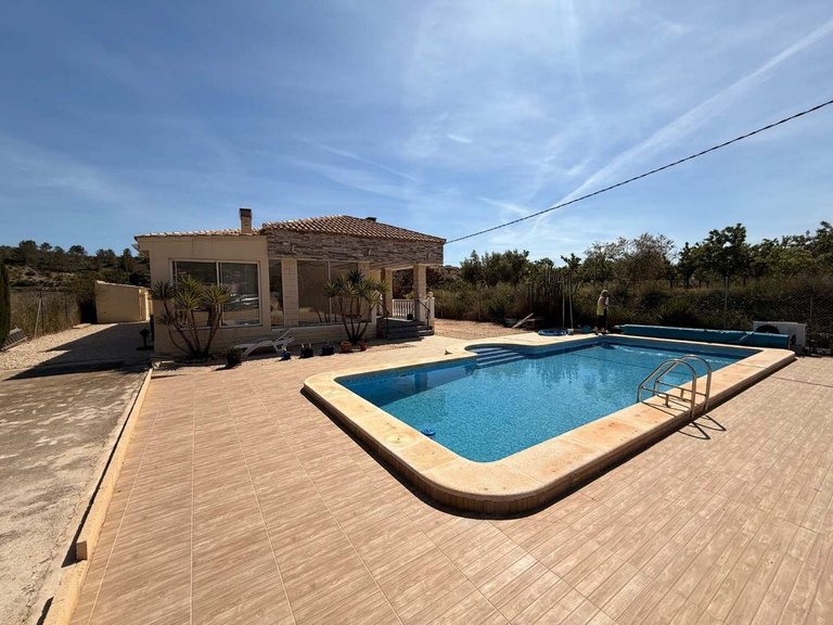 Villa for Sale in Macisvenda, Murcia 1