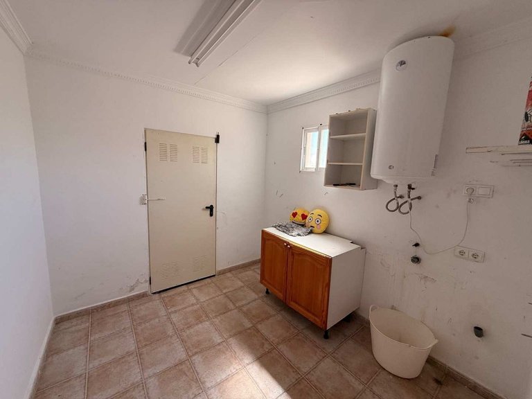 Villa for Sale in Macisvenda, Murcia 20