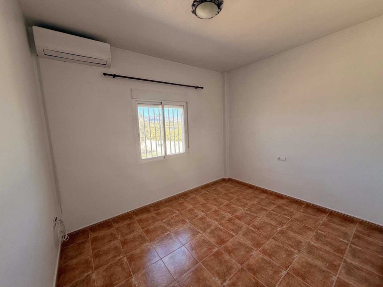 Villa for Sale in Pinoso, Alicante 16