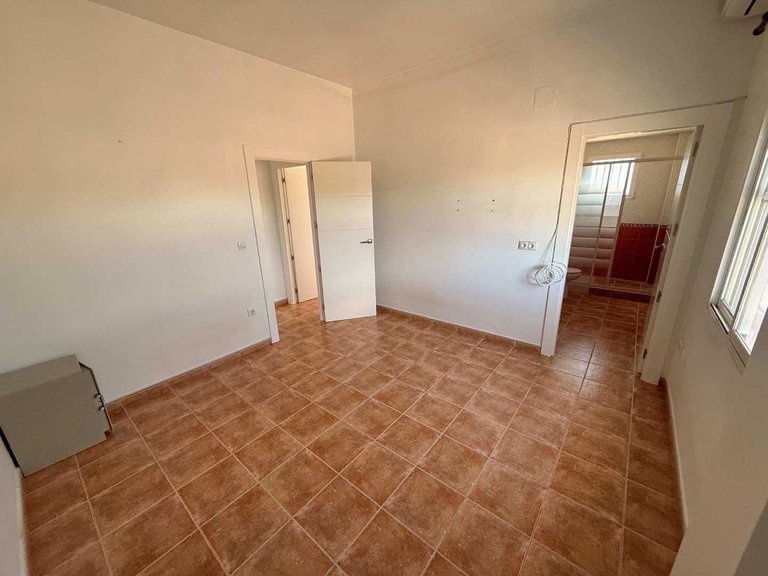 Villa for Sale in Pinoso, Alicante 19