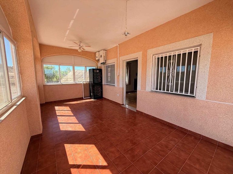 Villa for Sale in Pinoso, Alicante 8