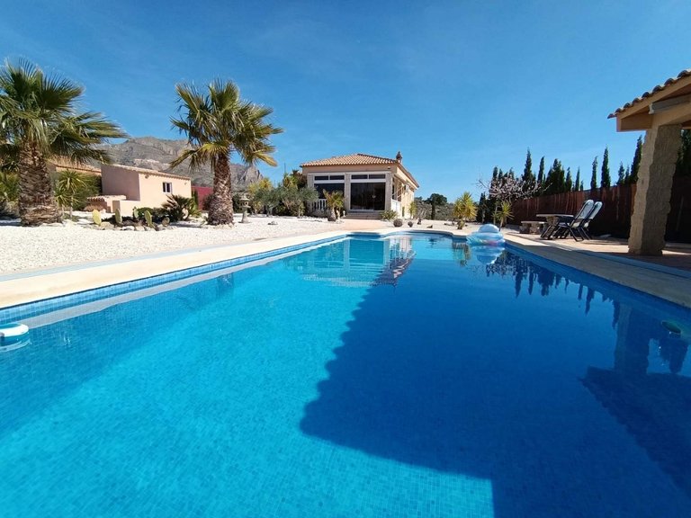 Villa for Sale in Macisvenda, Murcia 1