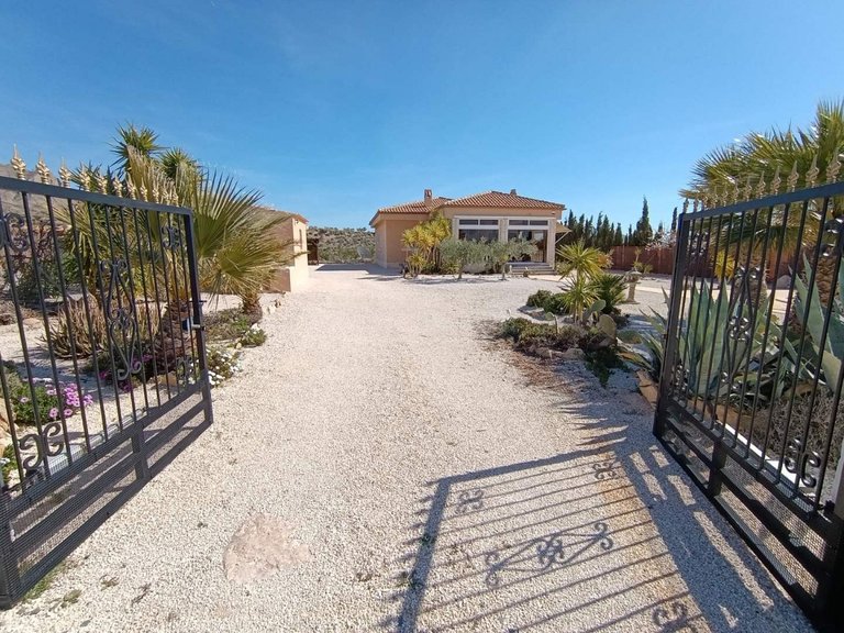 Villa for Sale in Macisvenda, Murcia 6