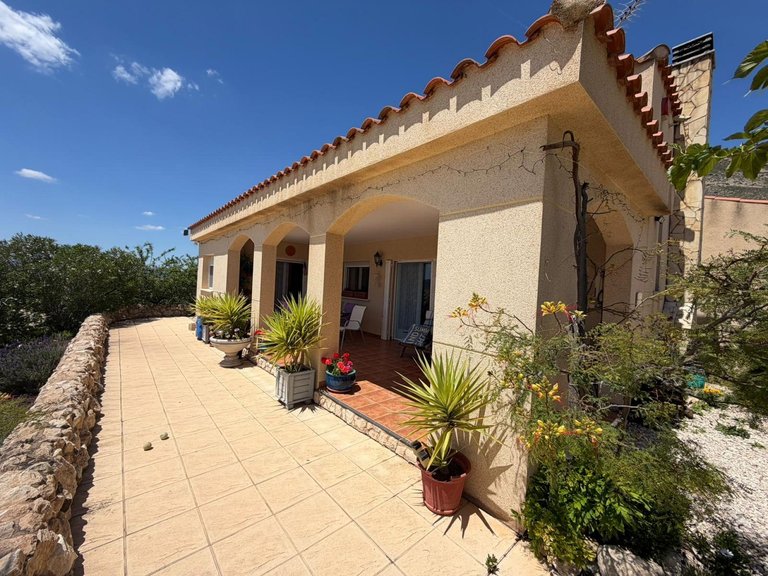 Villa for Sale in Sax, Alicante 5