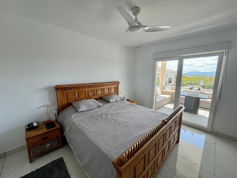 Villa for Sale in Pinoso, Alicante 43