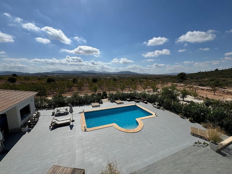 Villa for Sale in Pinoso, Alicante 46