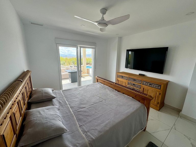 Villa for Sale in Pinoso, Alicante 44