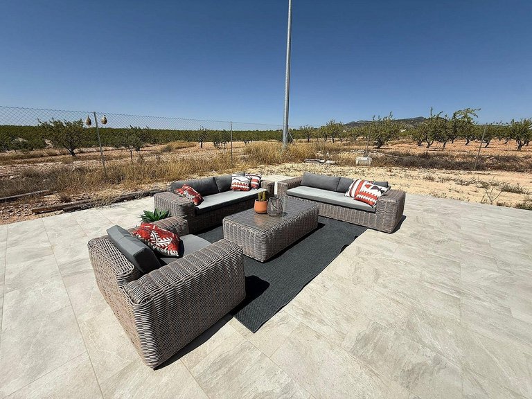 Villa for Sale in Pinoso, Alicante 4
