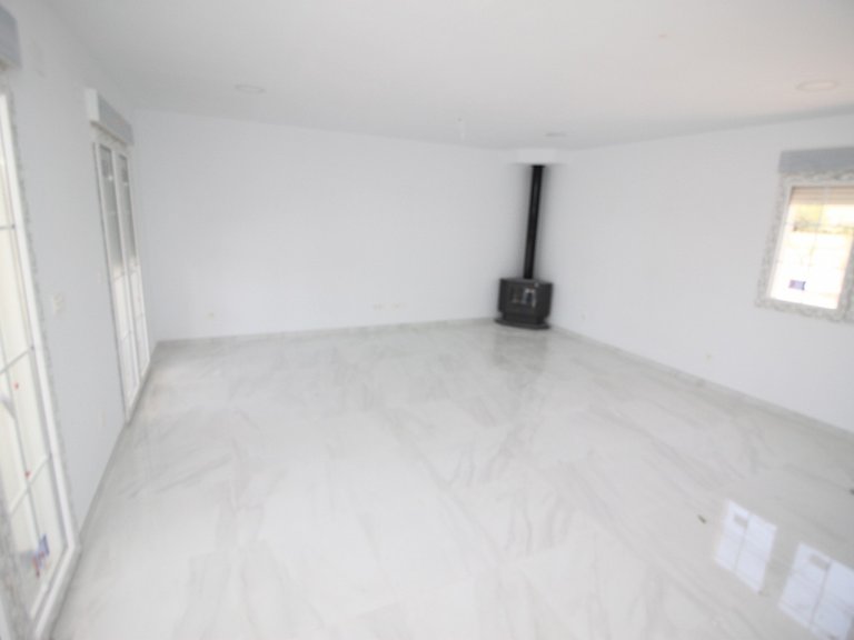 Villa for Sale in Inland Pinoso, Alicante 23