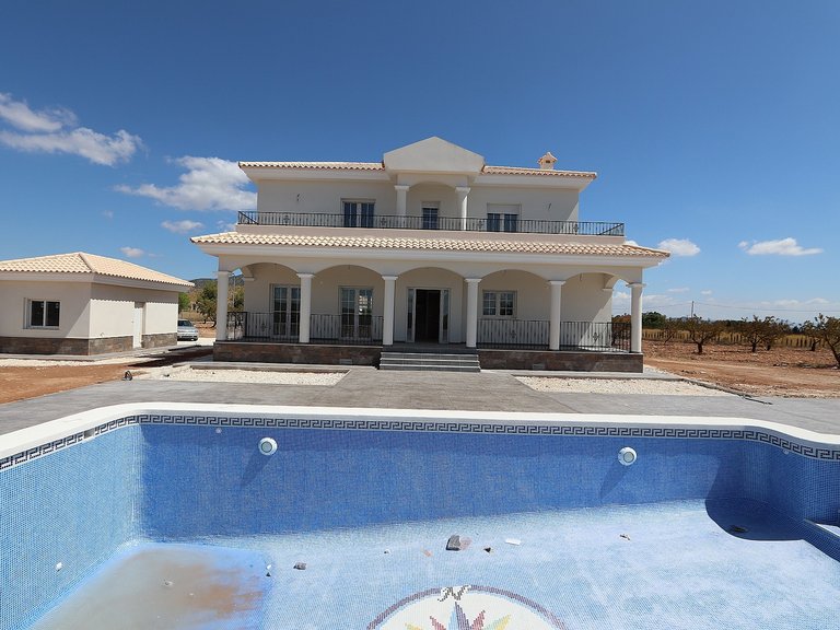 Villa for Sale in Inland Pinoso, Alicante 42