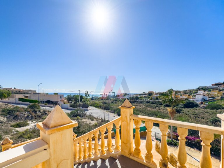 Villa for Sale in El Campello, Alicante 10