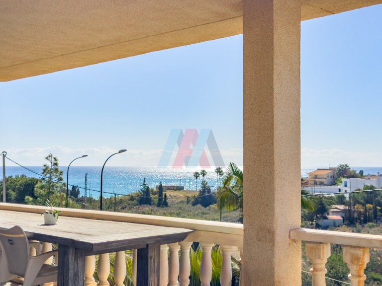 Villa for Sale in El Campello, Alicante 16