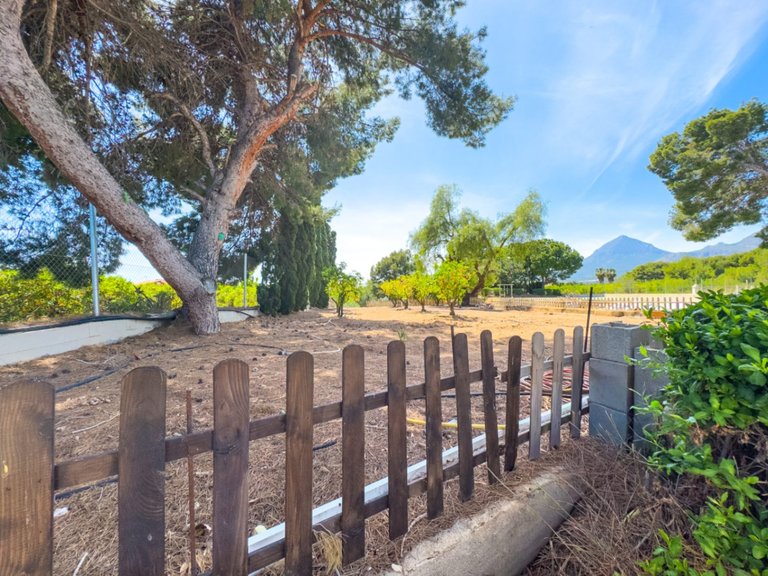 Villa for Sale in Alfas Del Pi, Alicante 49