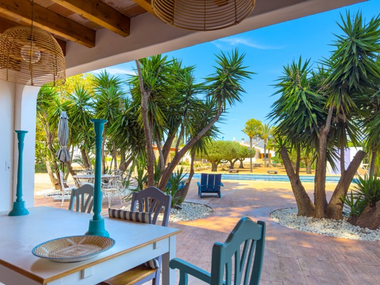 Villa for Sale in Alfas Del Pi, Alicante 32